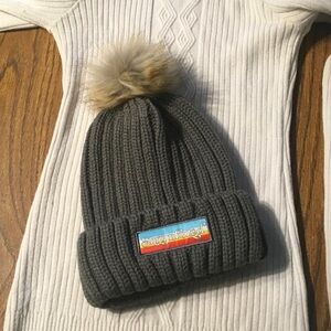 Stylish Kids' Gray Knit Beanie with Pom-Pom